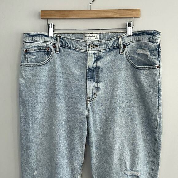 Abercrombie & Fitch The Mom High Rise SHORT Jean Sz 34 - Picture 6 of 11